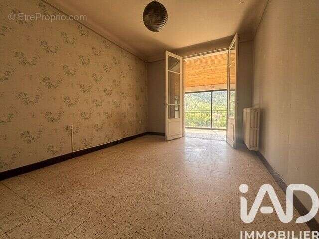 Maison 92 m² à Vesseaux  - photo 5