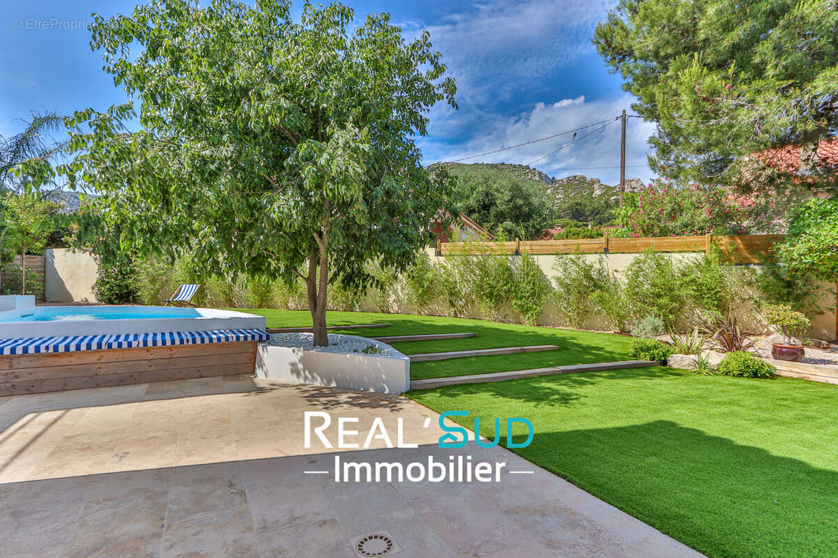 Maison à MARSEILLE-9E