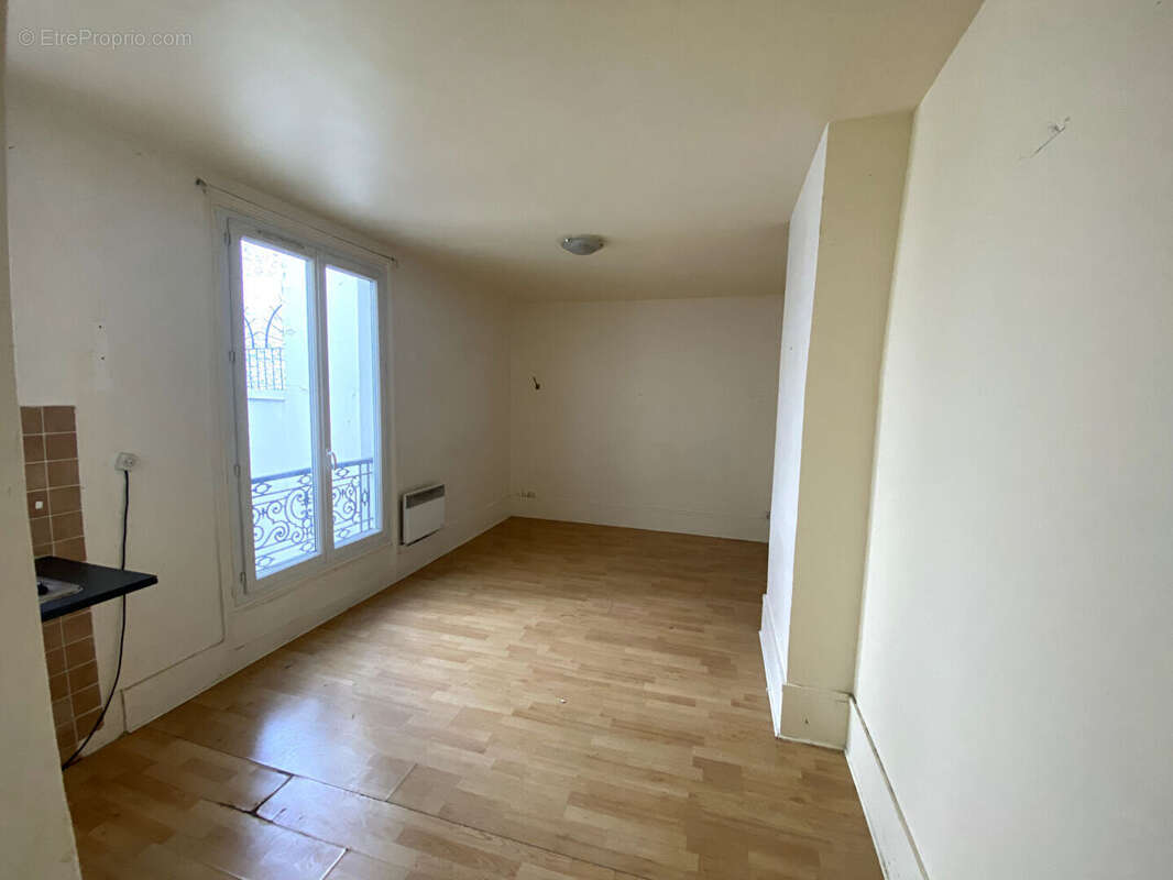 Appartement à PARIS-10E