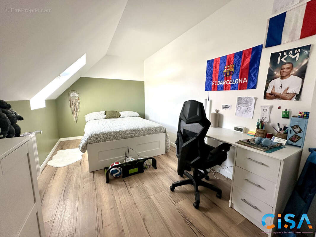 Maison 112 m² à Neuilly-En-Thelle  - photo 8