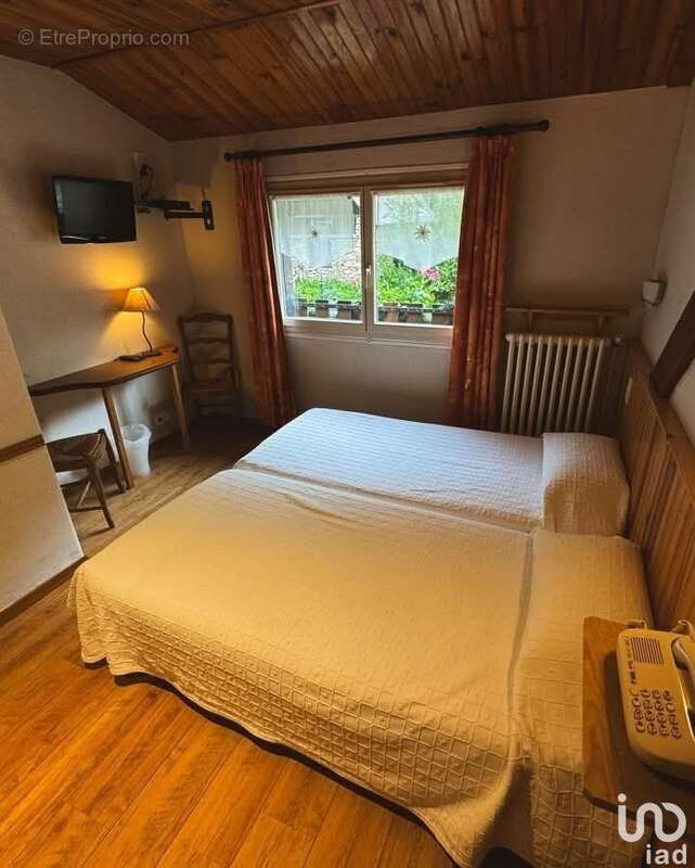 Photo 9 - Commerce à BOURG-D'OUEIL