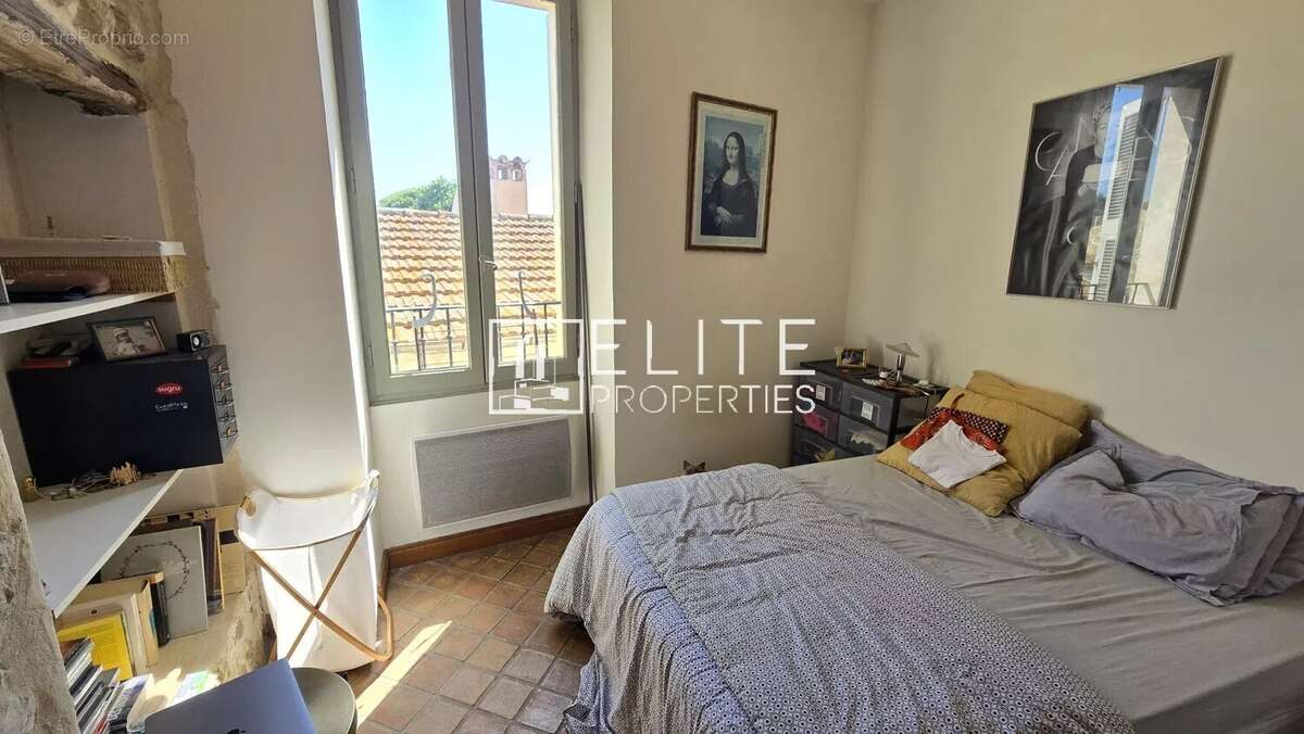 Appartement à MOUGINS
