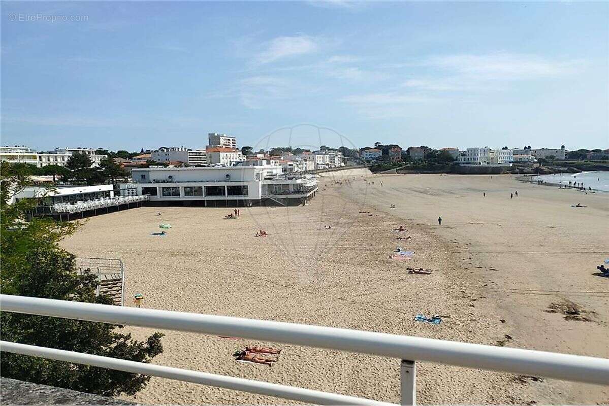 Appartement à VAUX-SUR-MER