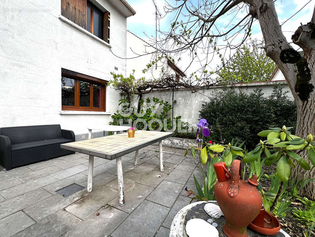 Maison à PONTAULT-COMBAULT