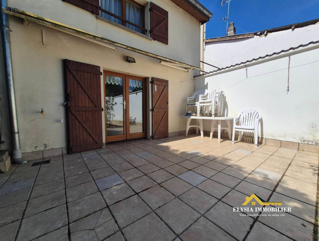 Maison 5 pièces 4 chambres 140 m2 Pagny Sur Moselle - photo 2