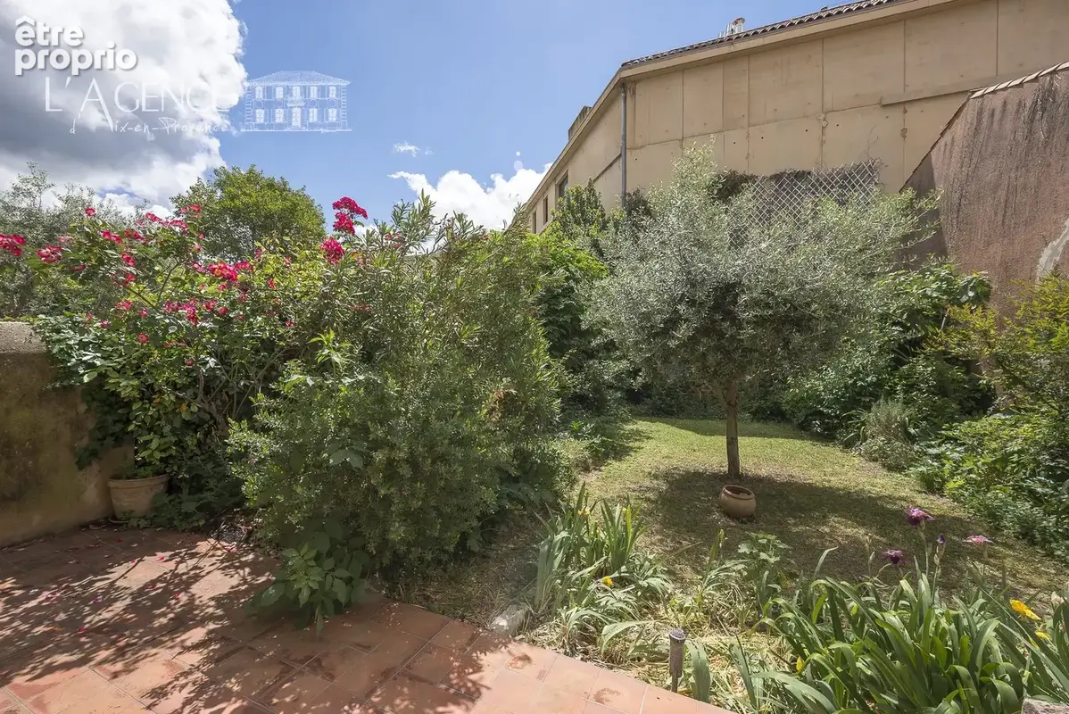 Photo Appartement à Aix-En-Provence au prix de 1 290 000€