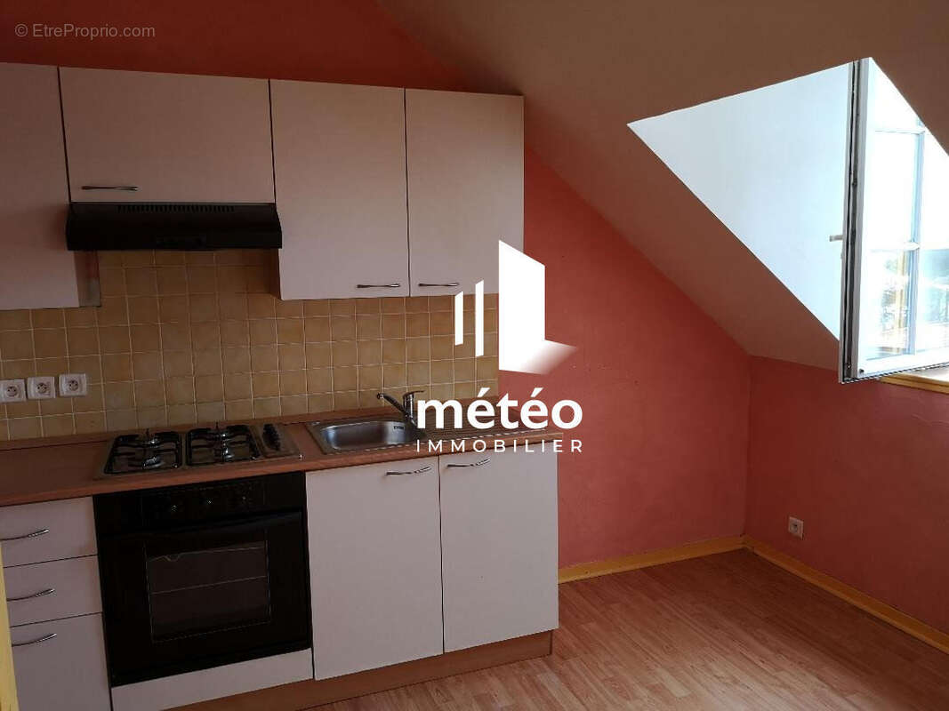 Appartement à LES MAGNILS-REIGNIERS