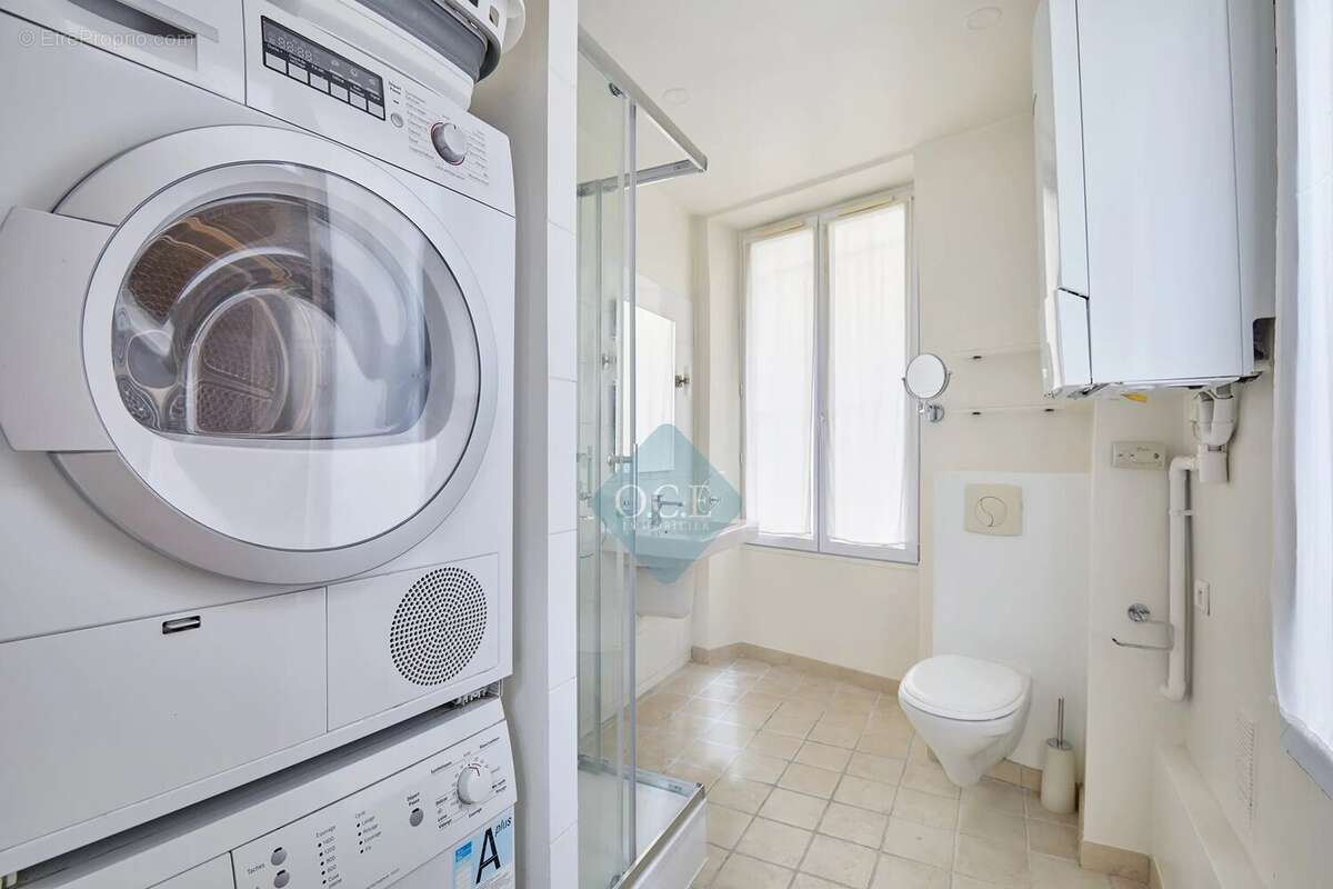 Appartement à PARIS-3E