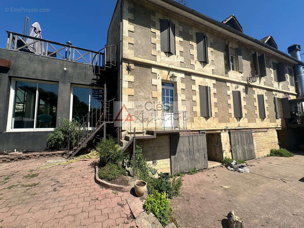 Maison à CADILLAC