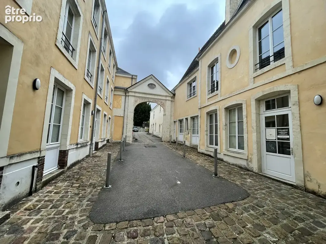 Centre ville Nogent le Rotrou, très bel appartement à vendre - photo 8