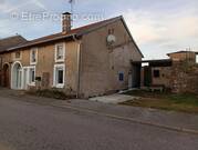Maison à GRUEY-LES-SURANCE