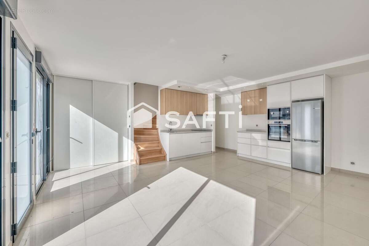 Photo 2 - Maison à SAINT-MAUR-DES-FOSSES