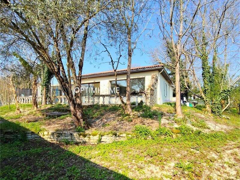 Maison à SAINT-LAURENT-DE-LA-PREE