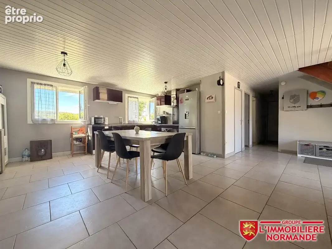 Maison familiale 6 chambres  Terrain de 1 001 m²  DPE C - photo 4