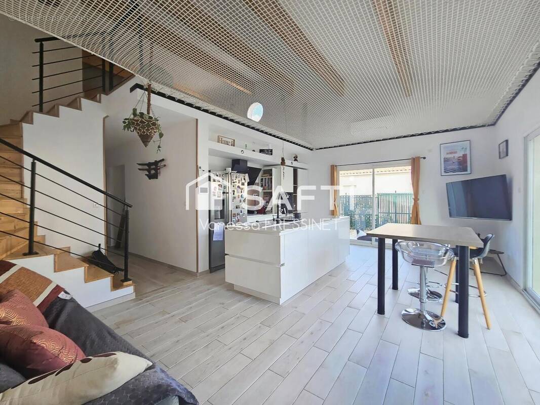 Photo 1 - Maison à POUZOLLES