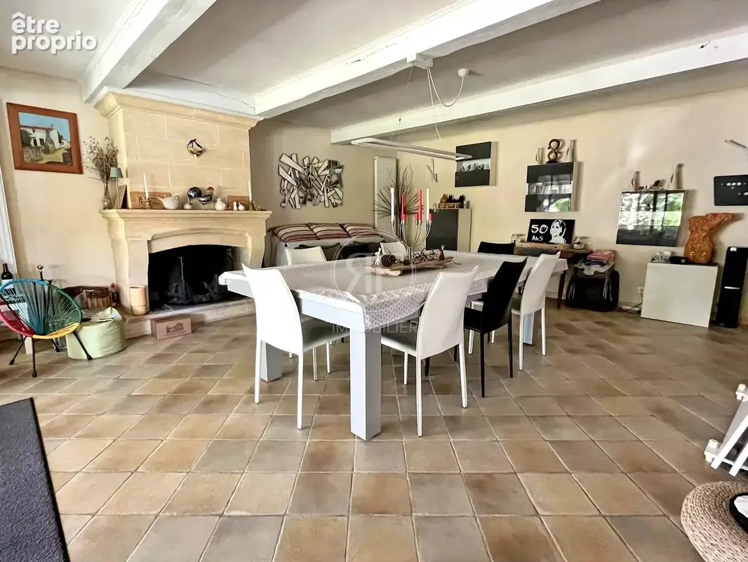 Maison familiale avec gîte et chambres d'hôtes, parc et piscine à 10 minutes de Saint Emilion - photo 4