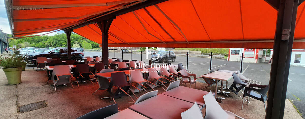 Commerce à SARLAT-LA-CANEDA