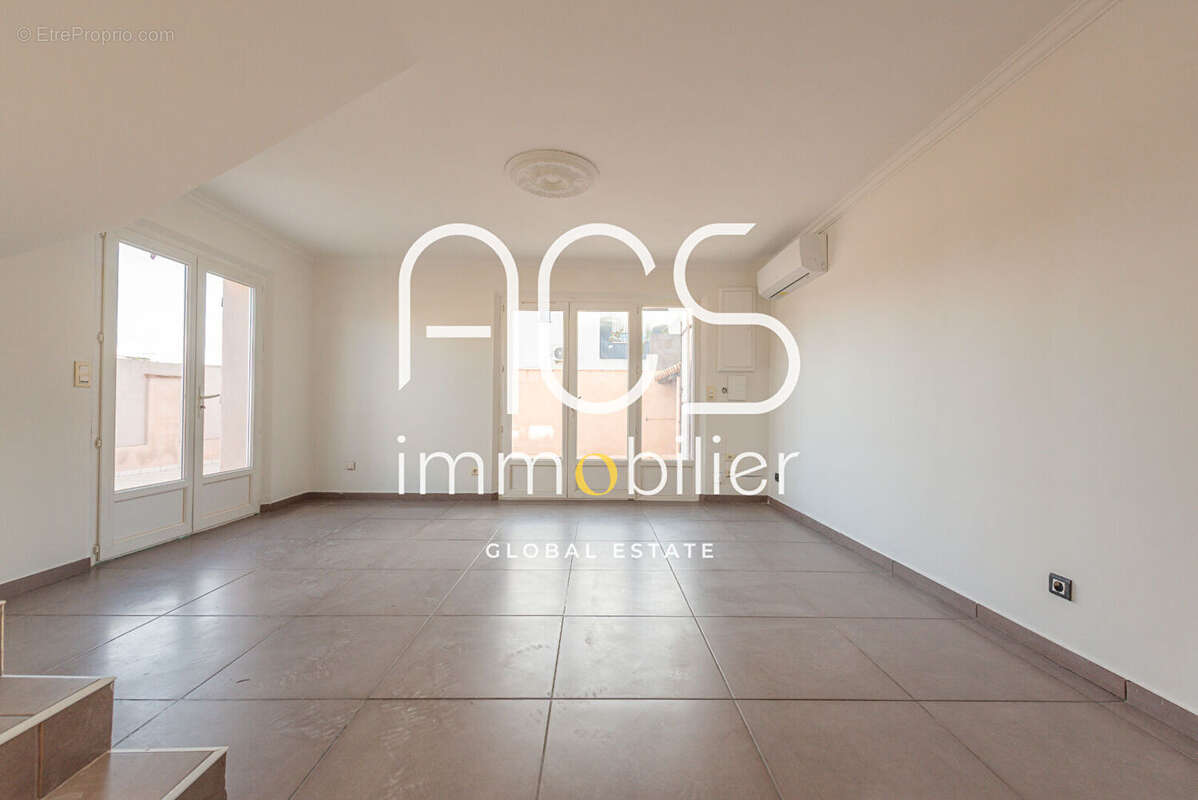 Appartement à FREJUS