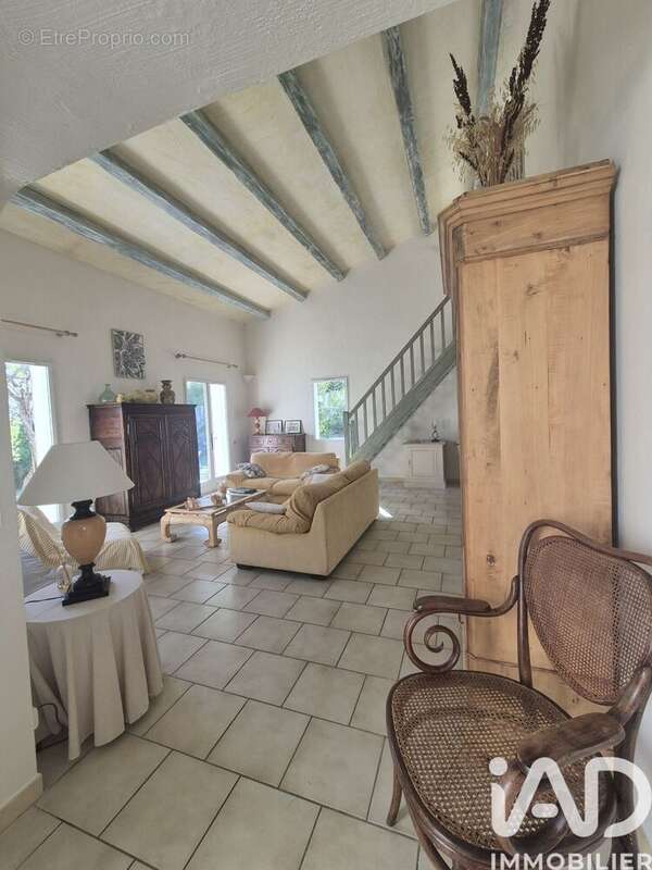 Photo 4 - Maison à PIERREVERT