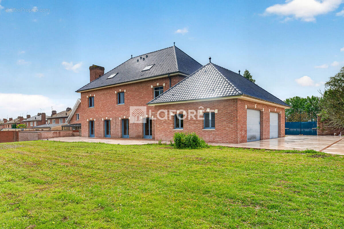 Maison à GOEULZIN