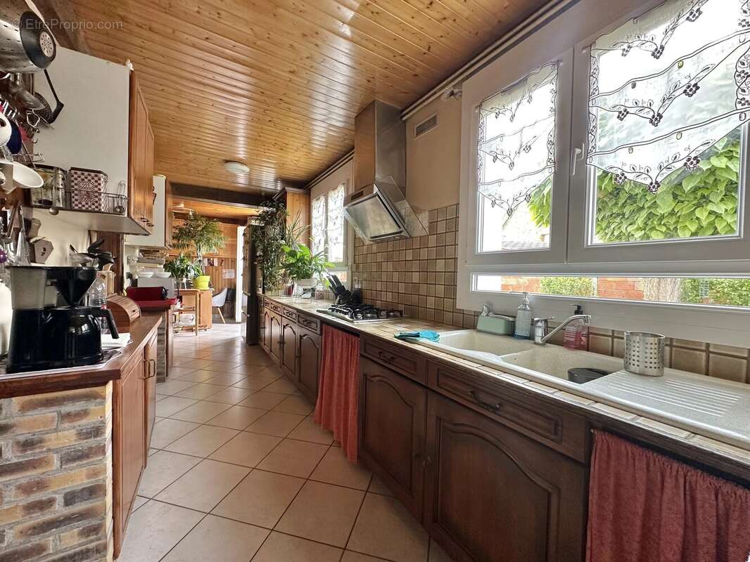 Maison à VAIRES-SUR-MARNE