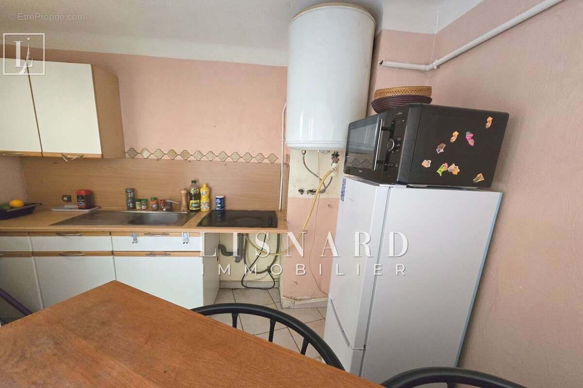 Appartement à VALLAURIS