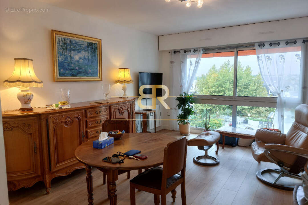 Appartement à NOGENT-SUR-MARNE