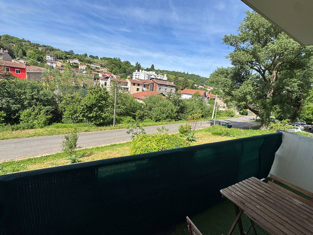 Appartement à SAINT-ETIENNE