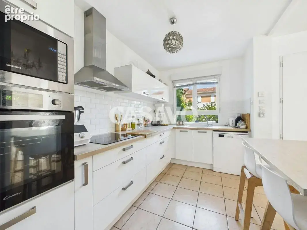 Vente Maison 5 pièces de 89m² - 69200 Vénissieux - photo 3