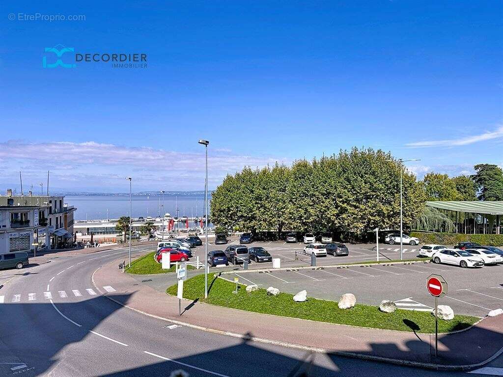 Appartement à EVIAN-LES-BAINS