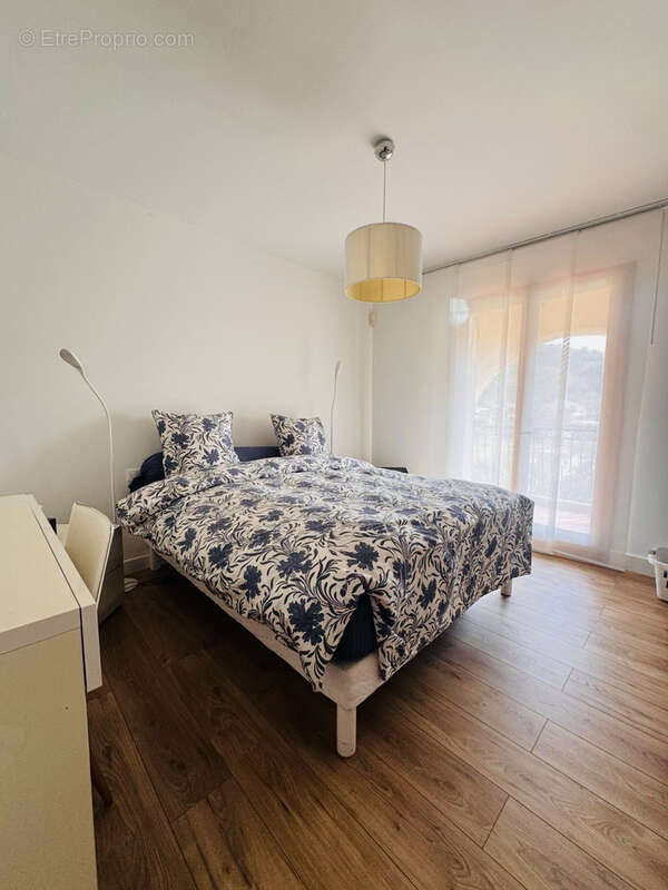 Appartement à EZE
