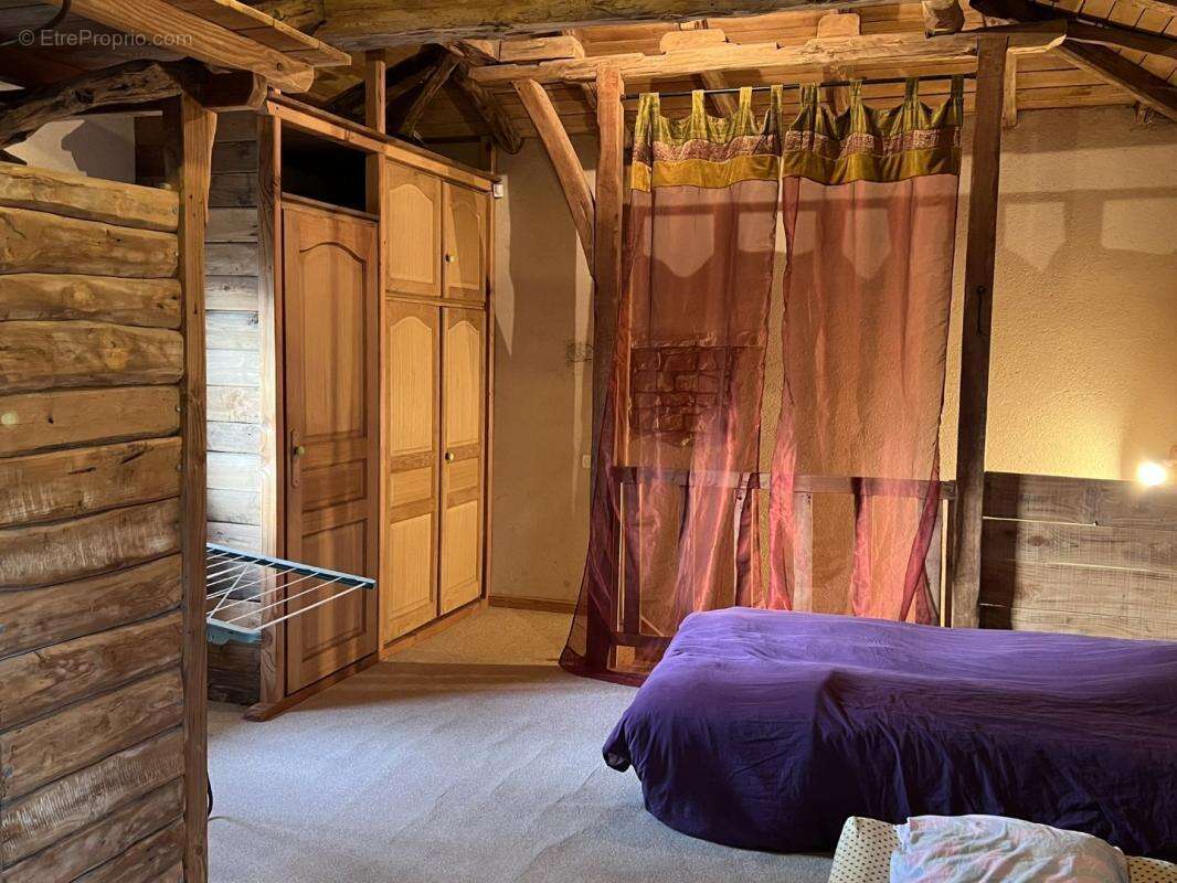 Maison à LENTILLAC-SAINT-BLAISE