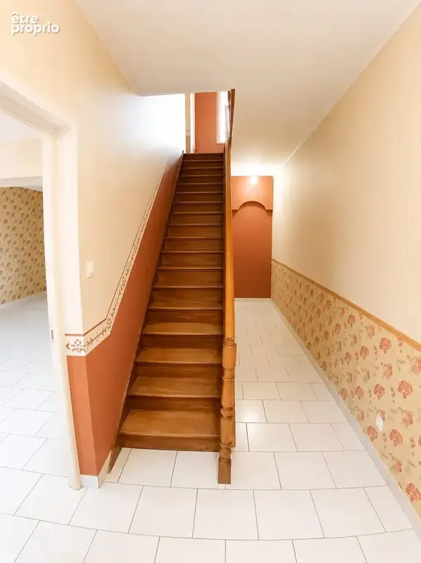 Maison 7 pièces 129 m² à vendre à Neuville-Saint-Remy (59554) - photo 2