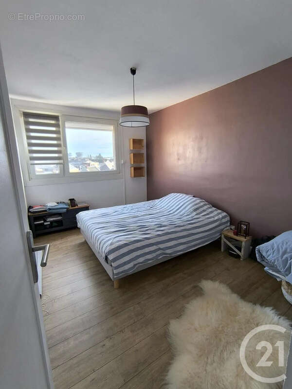Appartement 80 m² à Saint-Quentin  - photo 7