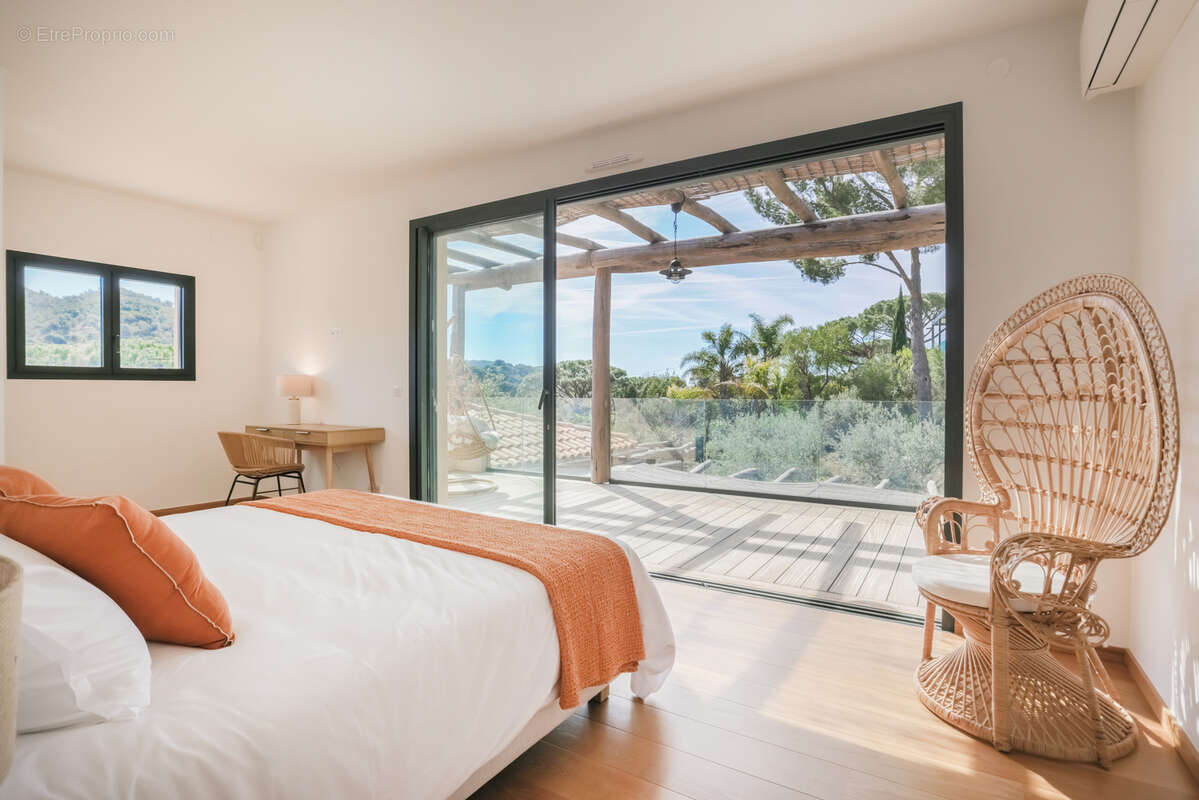 Maison à LA CROIX-VALMER