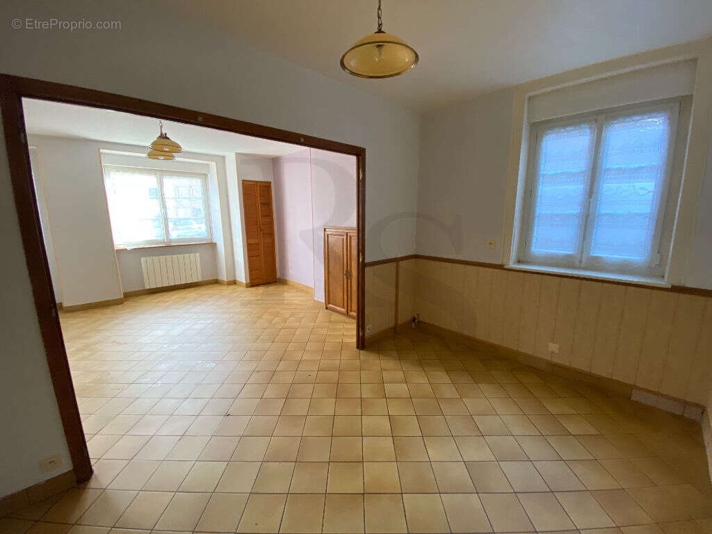 Maison à LE TEILLEUL