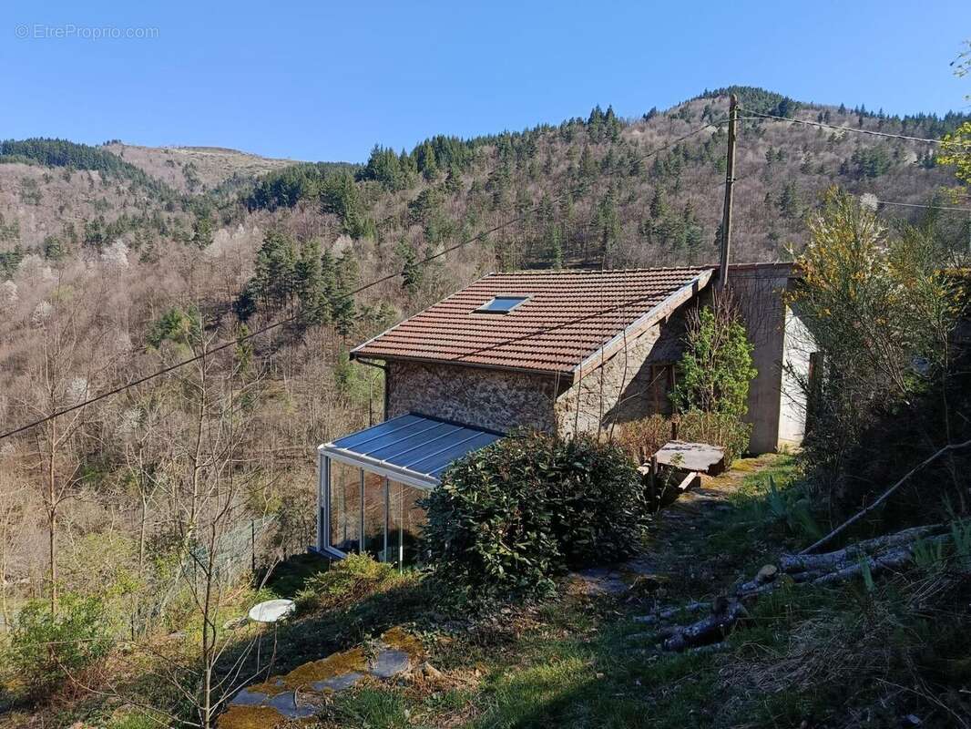 Maison 50 m² à Arcens  - photo 2