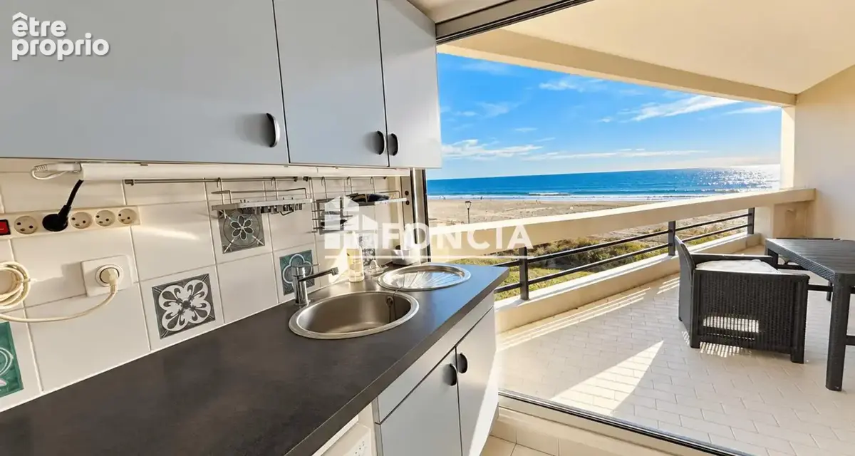 Canet sud – t2 cabine 39,07 m² – terrasse 13 m² – parking – accès direct plage - photo 2