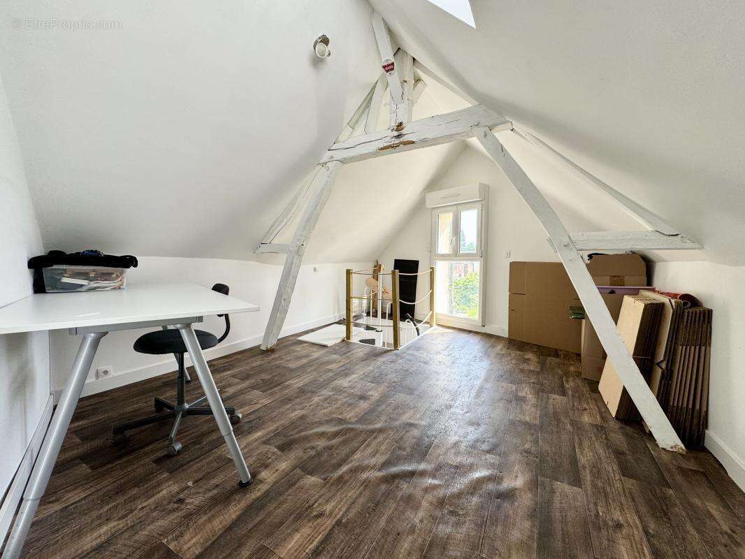 Maison 279 m² à Jouy-Sous-Thelle  - photo 19