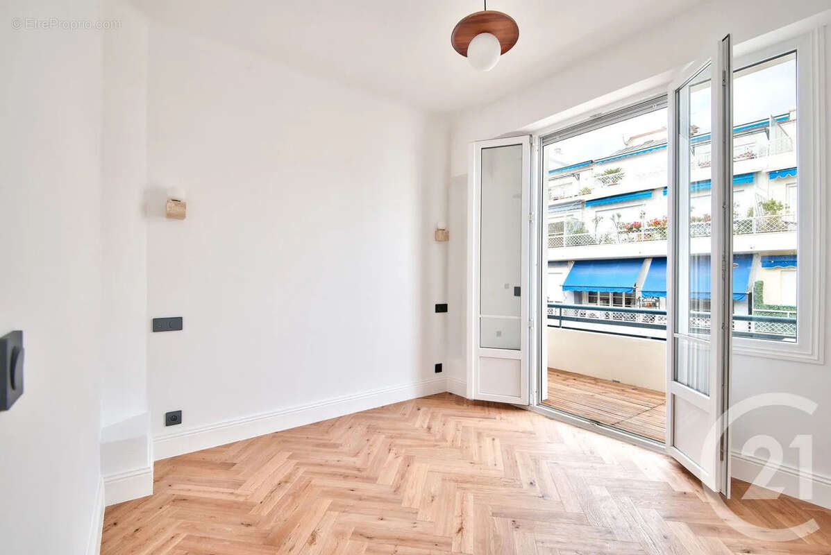 Appartement à NICE
