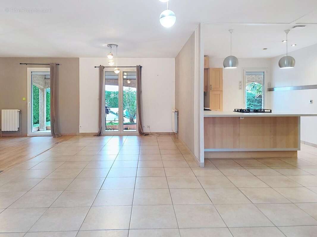 Photo 2 - Maison à MESSIMY