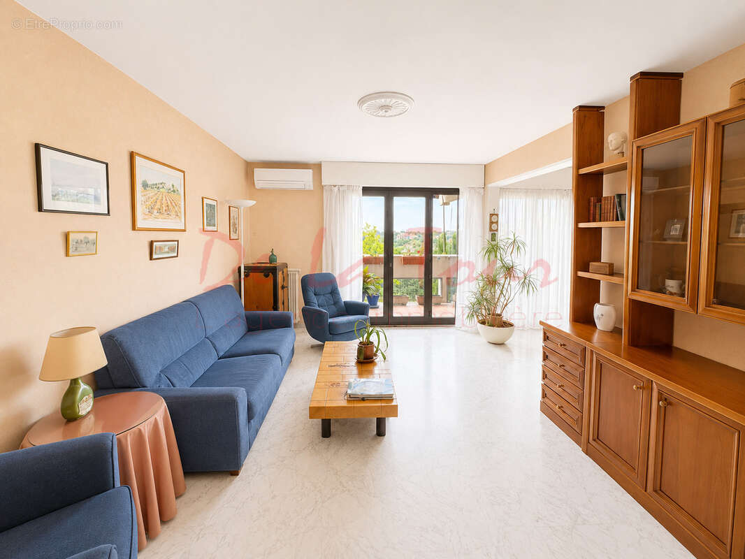 Appartement à MARSEILLE-12E