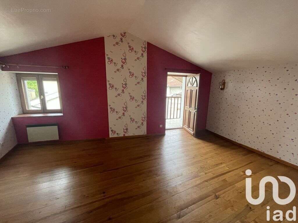 Photo 6 - Maison à CHEVILLON