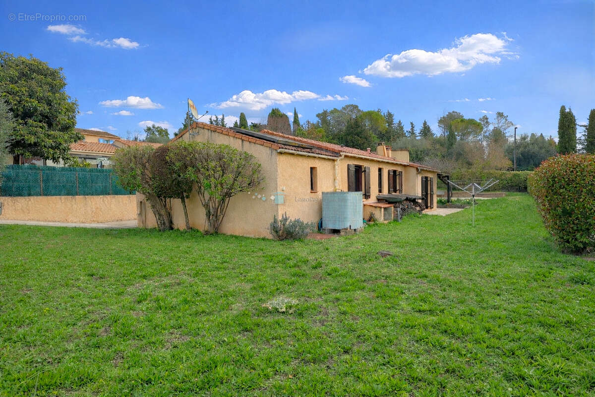 Maison à PEYMEINADE