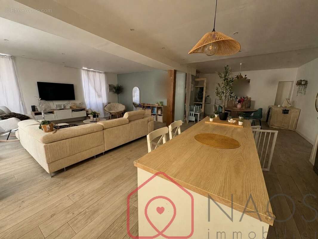 Maison en pierres rénovée de 125 m² - photo 5