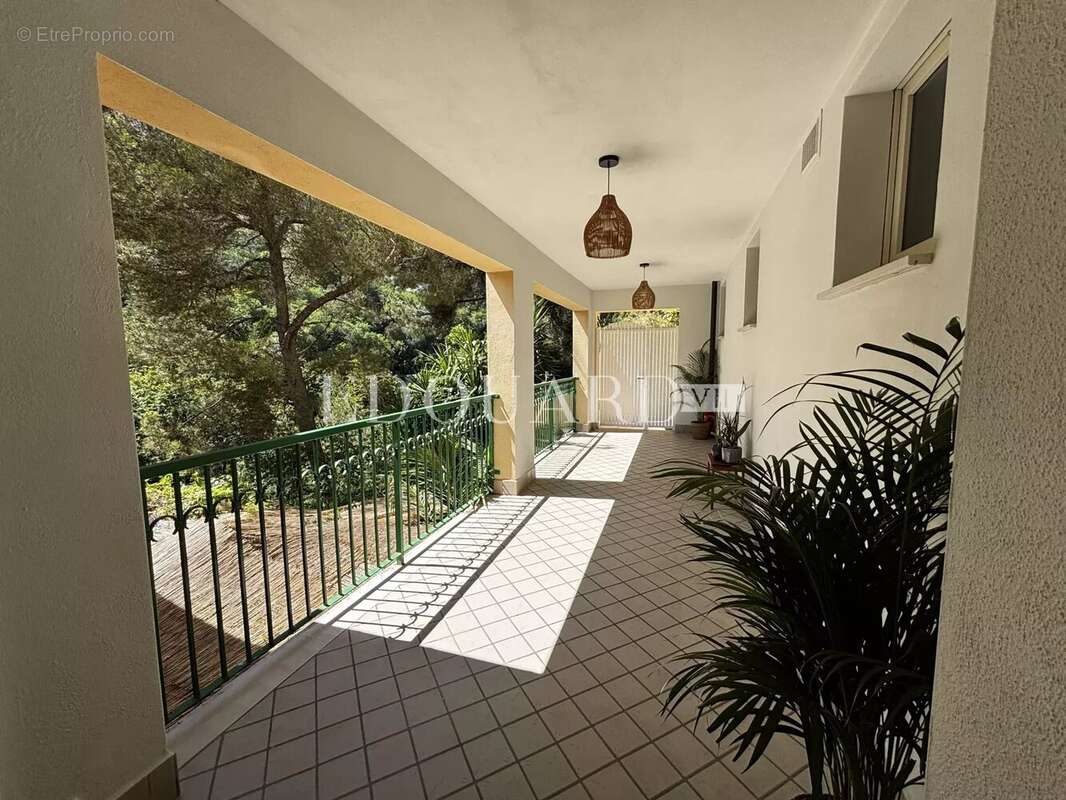 Appartement à BEAUSOLEIL