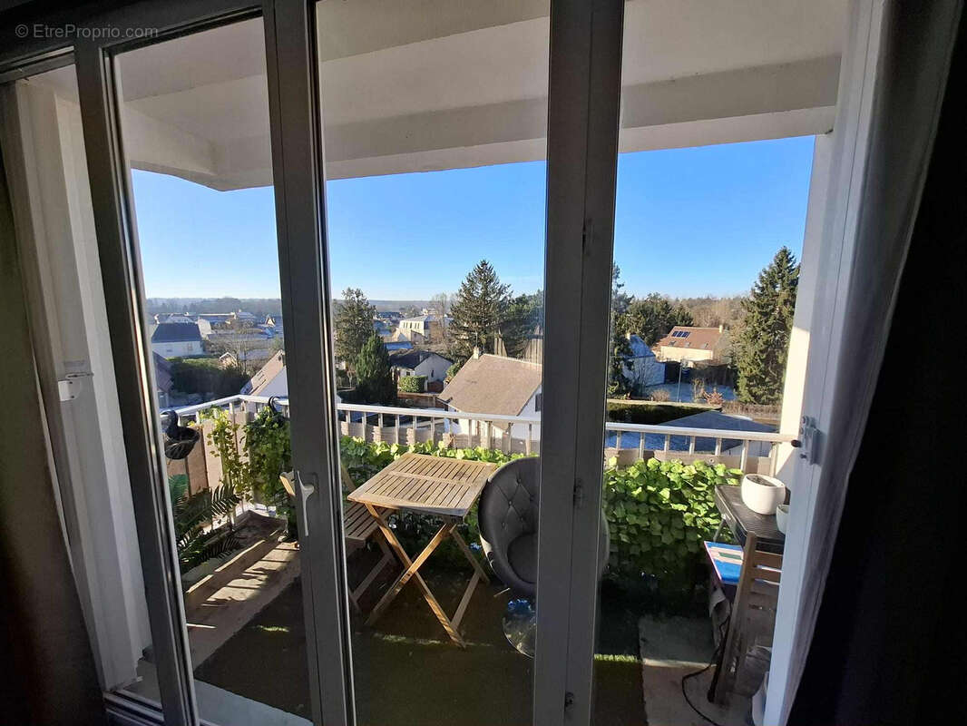 Appartement à LAMORLAYE
