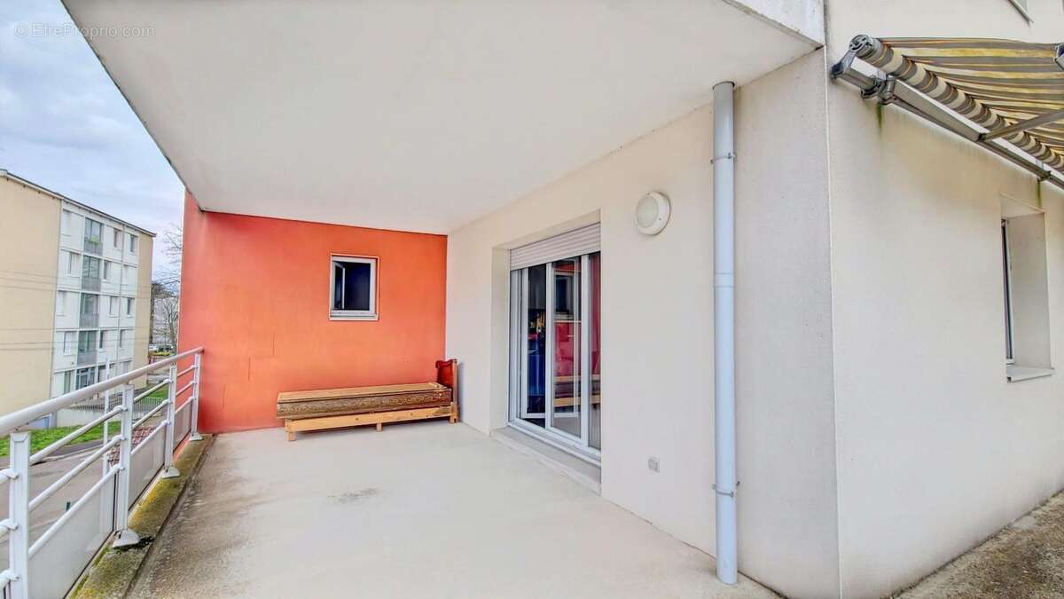 Appartement à CHENOVE