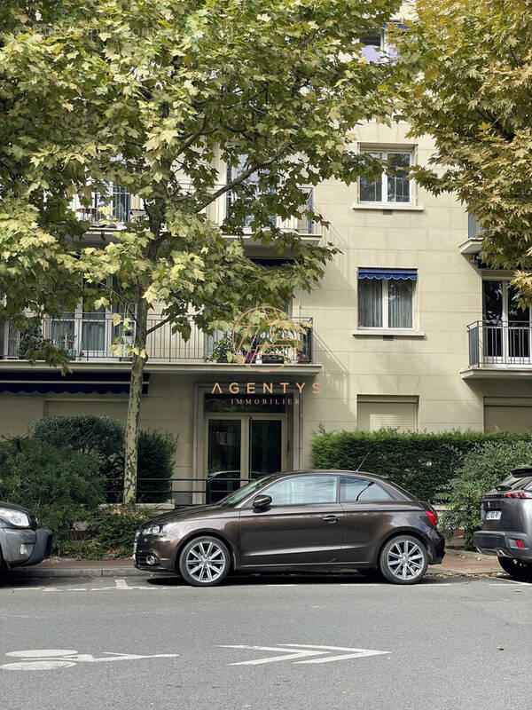 Appartement à SAINT-MAUR-DES-FOSSES