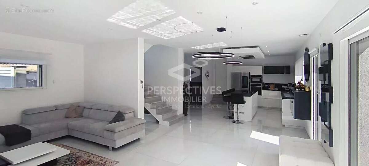 Maison à SAINT-CHAMOND